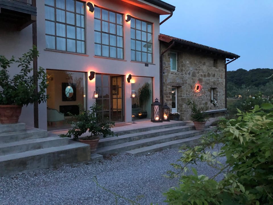 Property building, Facade/entrance, Spring, Summer, Garden, On site, Sunset
