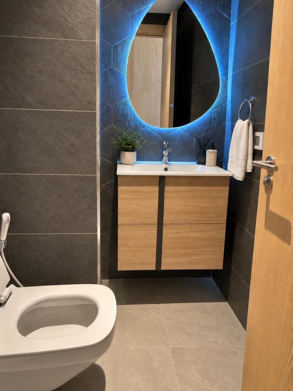 Le Carrousel 100 Luxury Seafront Haven Apartment in Rabat
