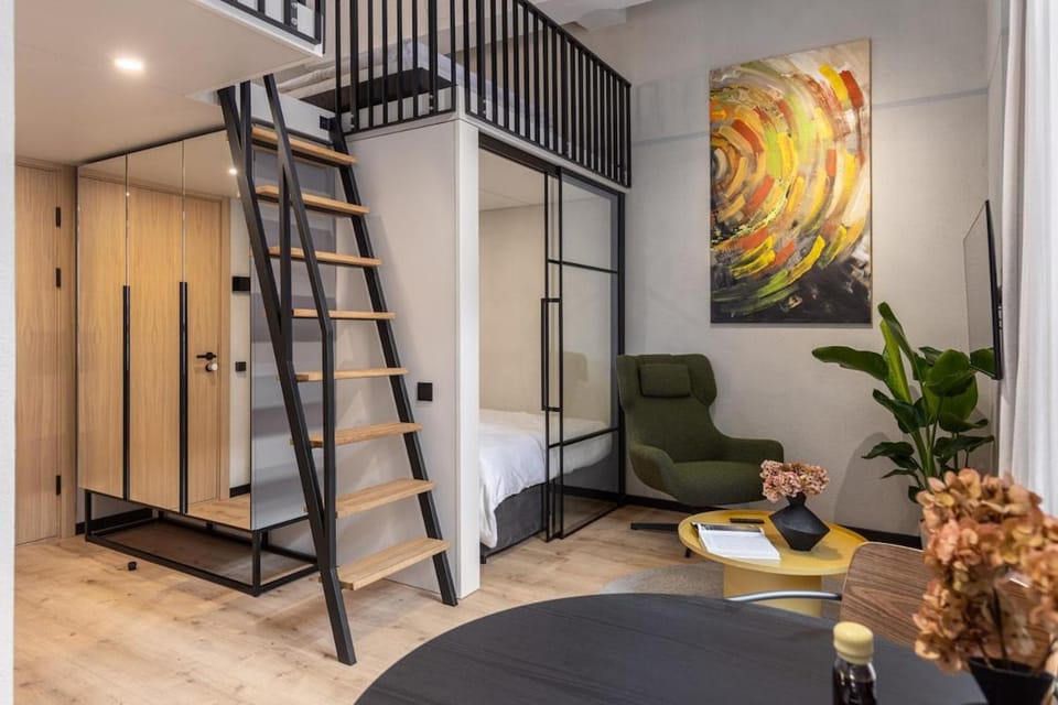 Cozy Loft, 2 Stories, Central Location - by Innorental Apartment in Riga