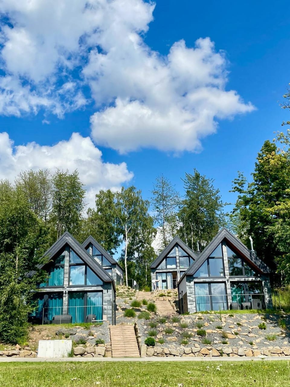 Property building, Spring, Day, Natural landscape, Garden