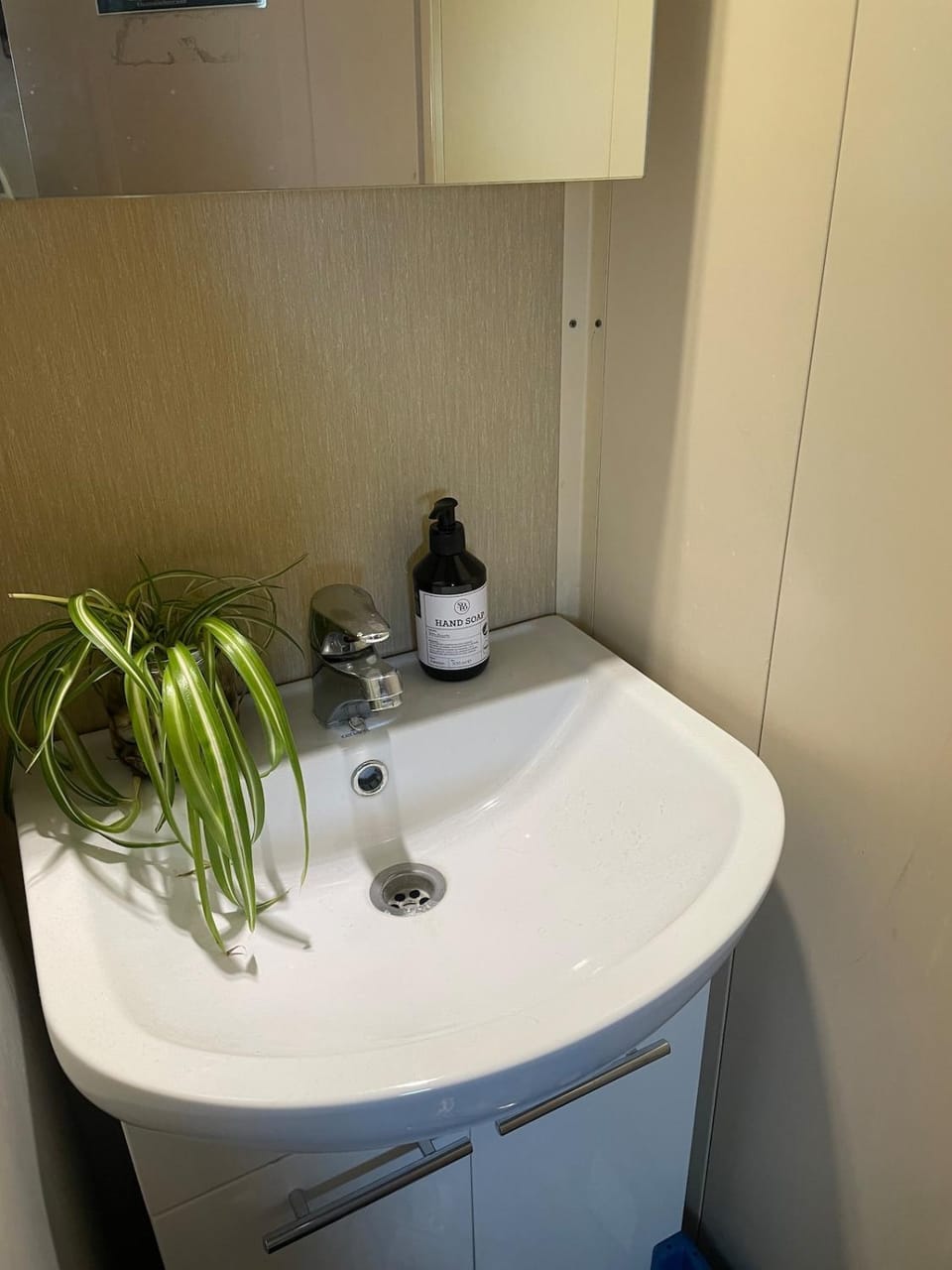 Vanhan paloaseman asunto meren äärellä Apartment in Uusimaa
