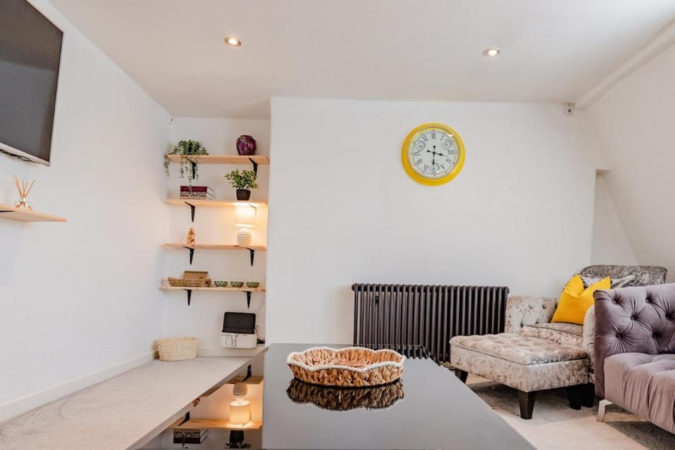 Multus Stays Georgian 2 Bed Duplex Bath Apartment in Bath