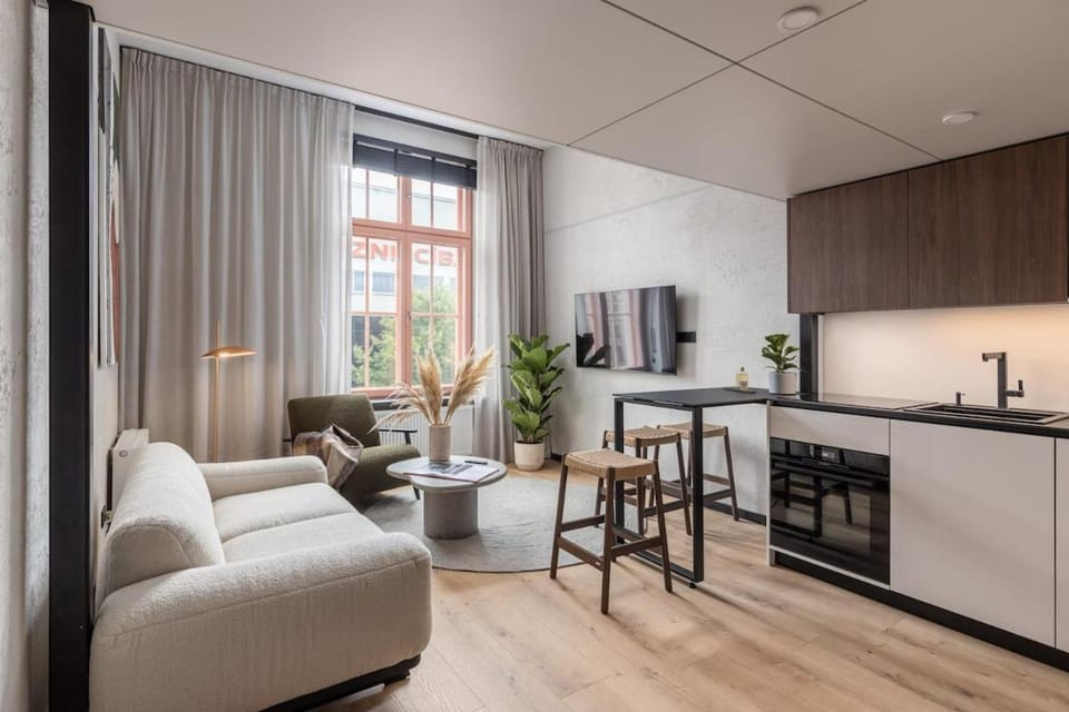 Designer's Dream, Fantastic Loft, Top Floor - Charming Retreat by Innorental Apartment in Riga
