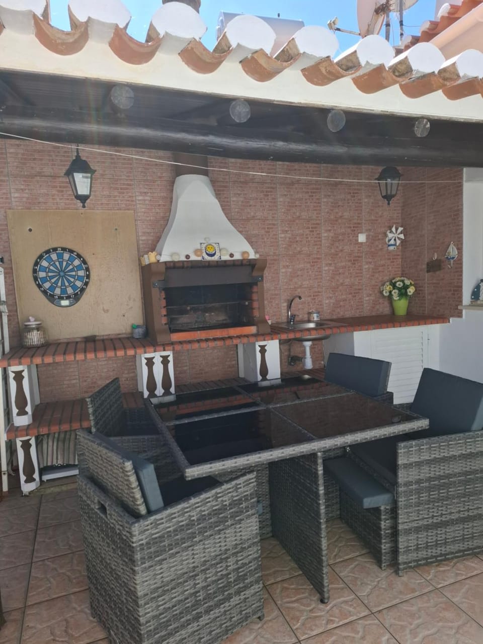 BBQ facilities, Balcony/Terrace, Dining area