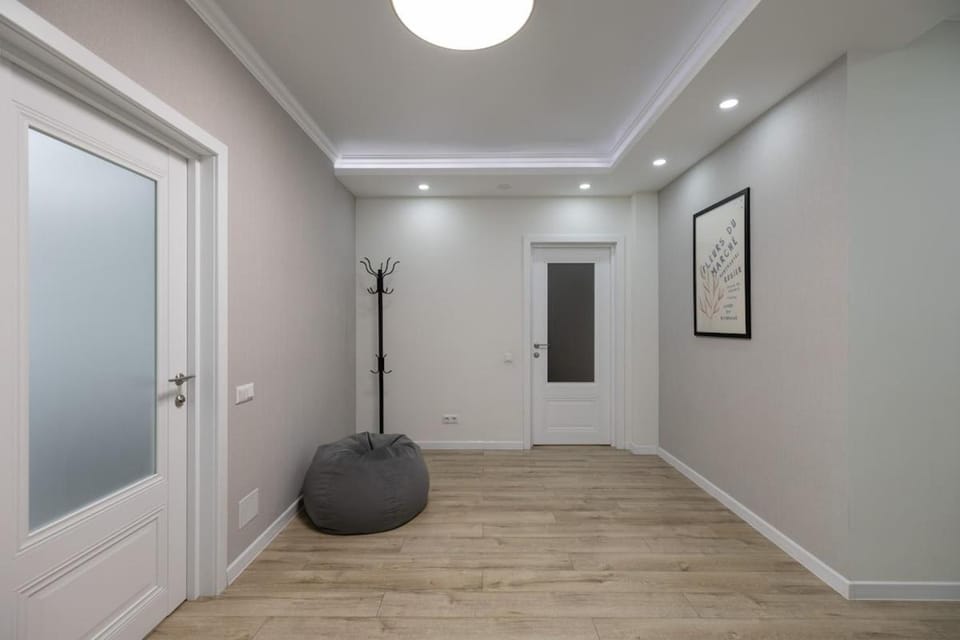 Bright Apartment with a View of the Circus Apartment in Chișinău