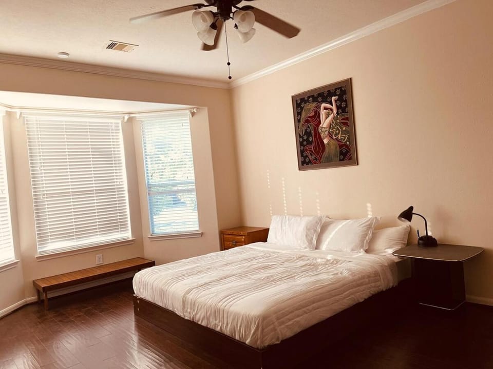 Peaceful 3BR Home 3 King Beds Cypress-HoustonTX House in Cypress