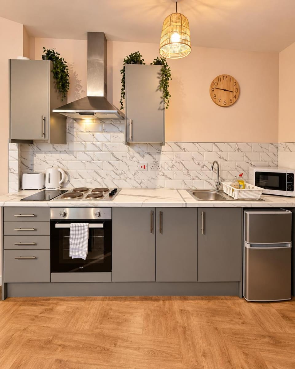 Modern Cardiff 1BR Flat, Sleeps 6, Aparthotel 1, New Apartment in Cardiff