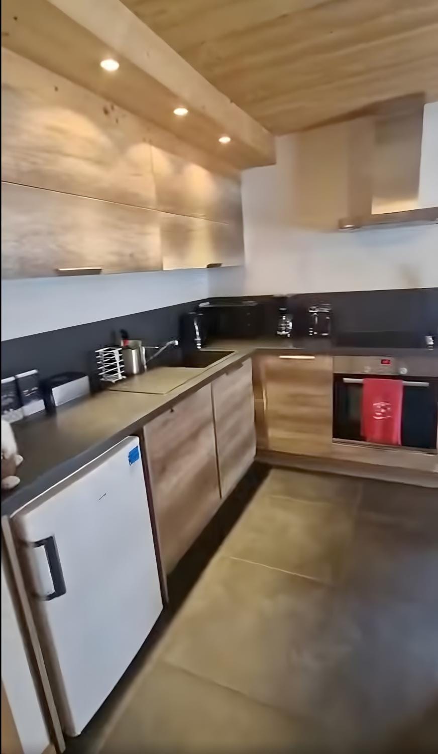 Kitchen or kitchenette, Living room