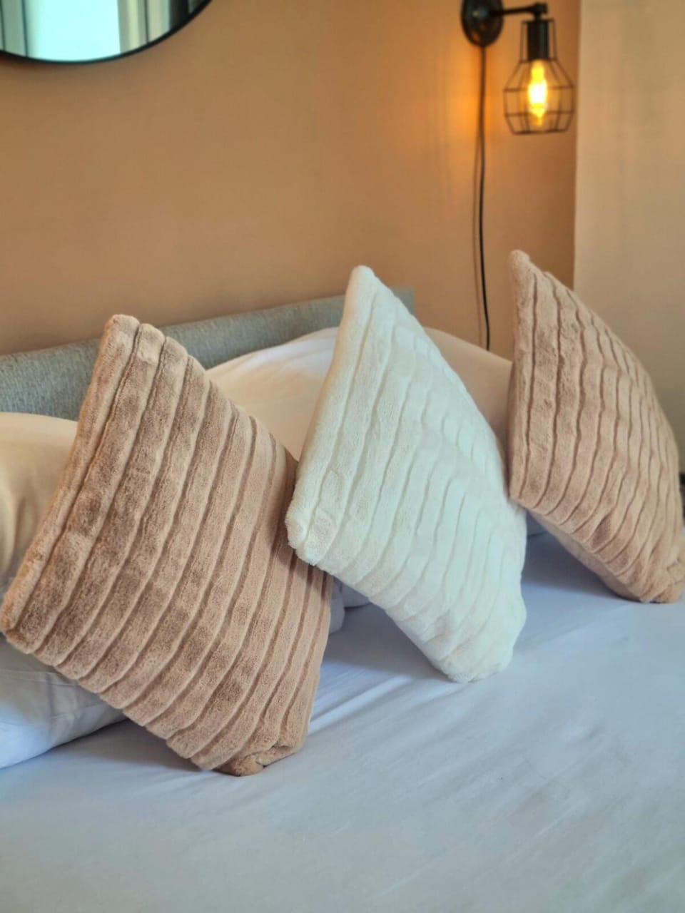 Hotel Linen, Self Check-in, Modern Stay, 25m, Cosmeston Apartment in Cardiff