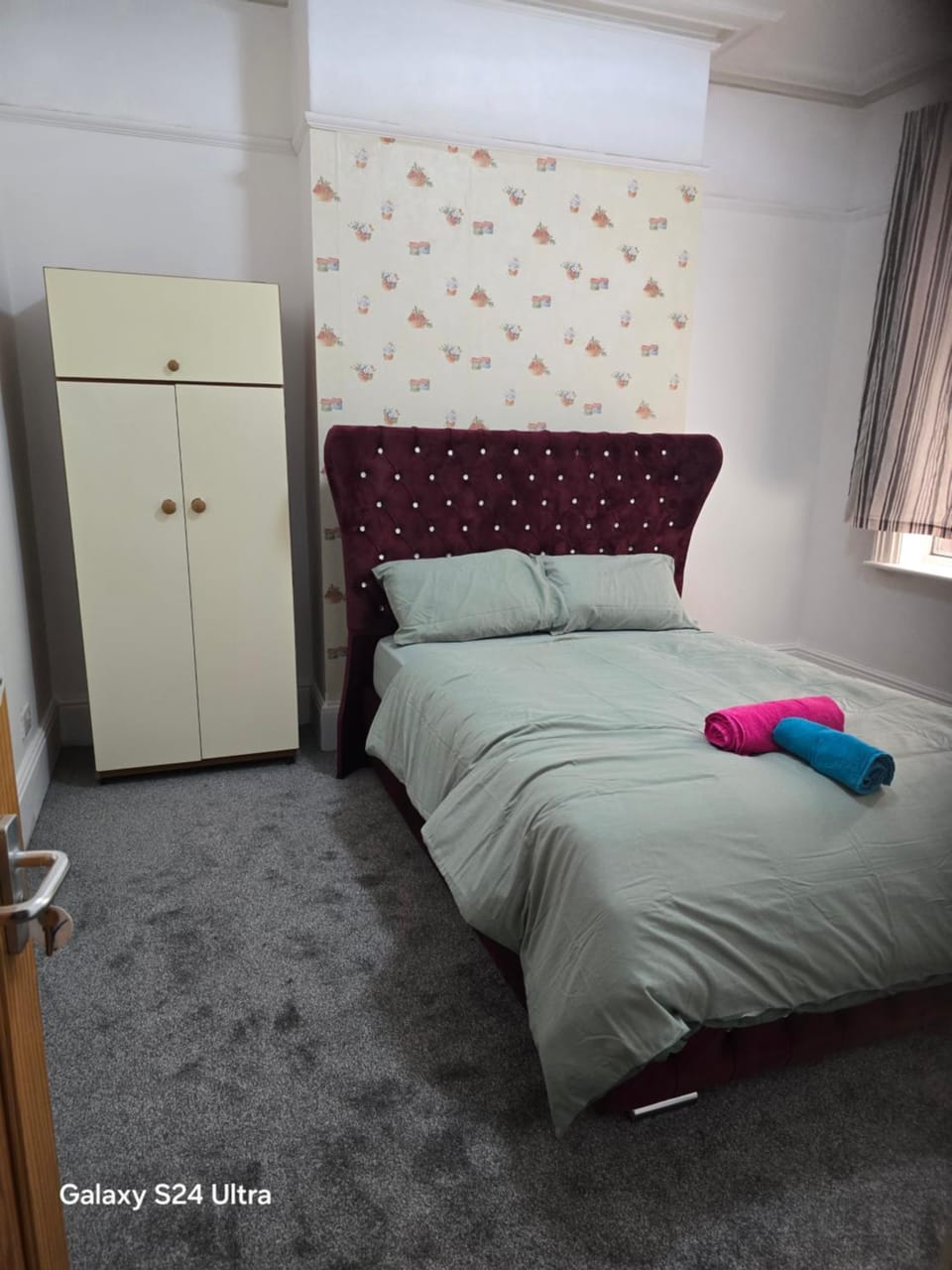 J & T Property Vacation rental in Grimsby