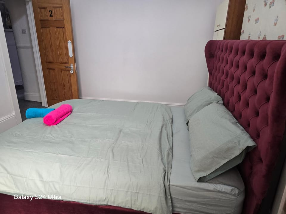 J & T Property Vacation rental in Grimsby