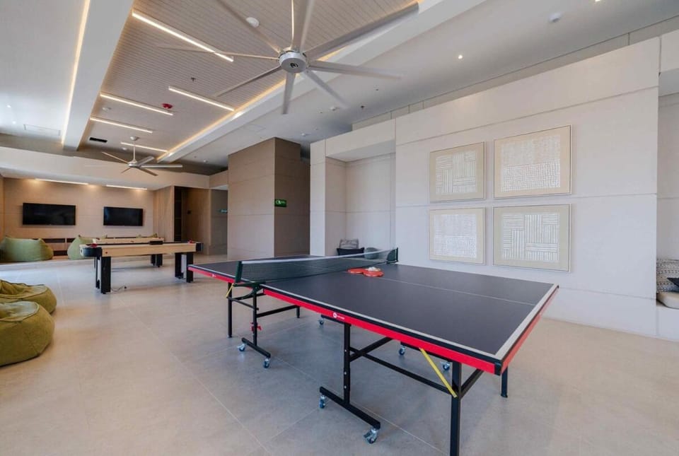 Table tennis