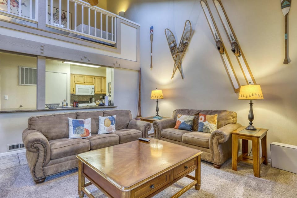 Lake days mountain adventures & resort amenities right outside your door House in South Lake Tahoe