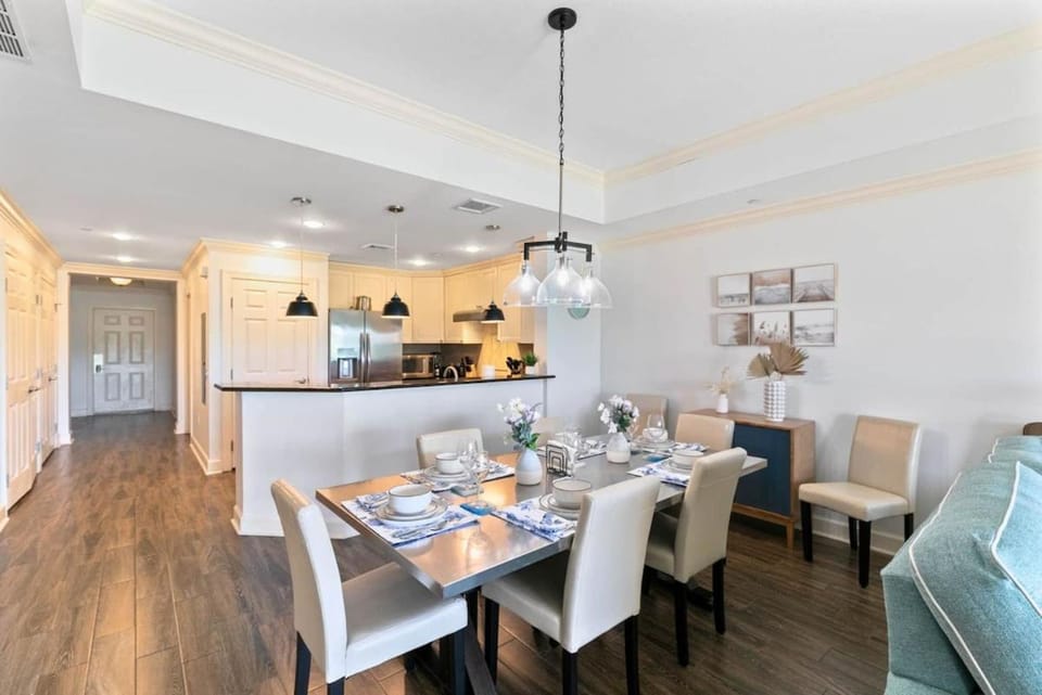 Golf View Condo with Pool Access and theme park credit House in Osceola County