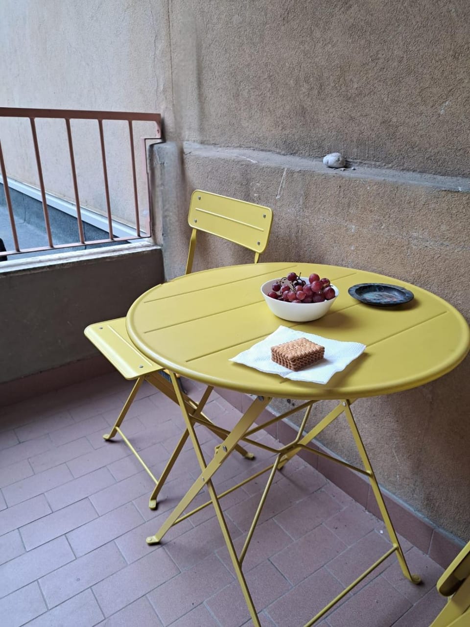 Two-Room Apartment Private Street - Central Bilocale Via Privata - Centrale Apartment in Milan