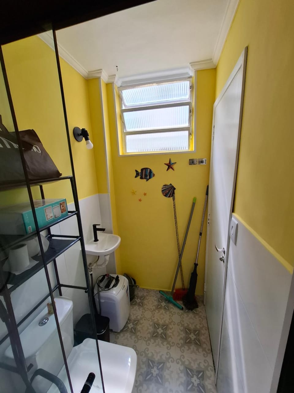 Studio na avenida da praia em Aparecida, Santos com garagem sujeita a disponibilidade Apartment in Santos