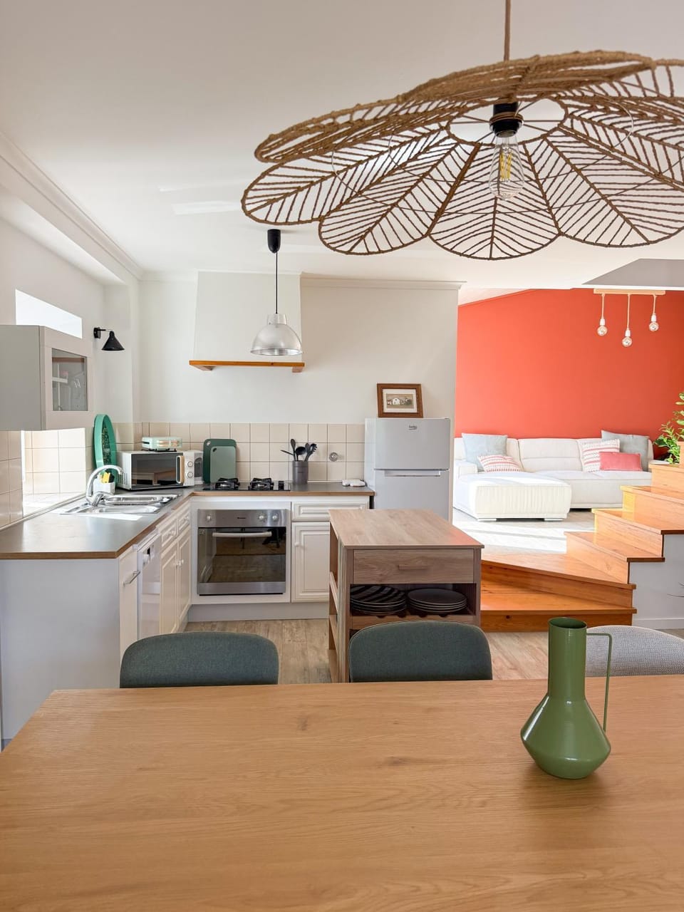 Property building, Kitchen or kitchenette, Living room
