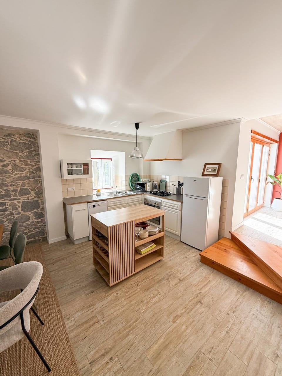 Kitchen or kitchenette, Living room