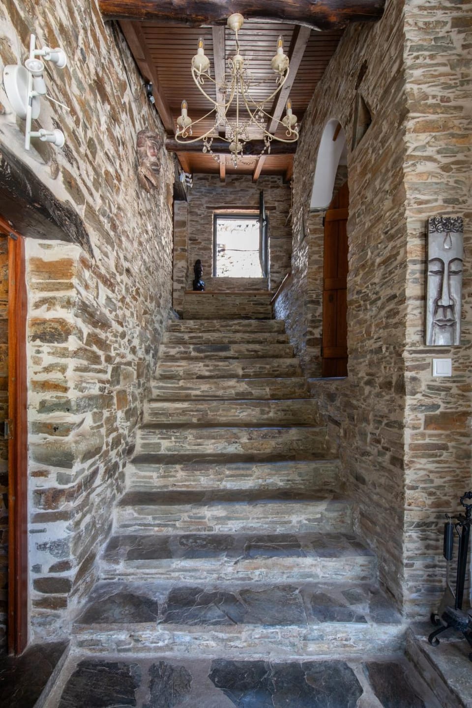 Private Mountain Family & Wellness Retreat Villa Villa in Coimbra District, Portugal