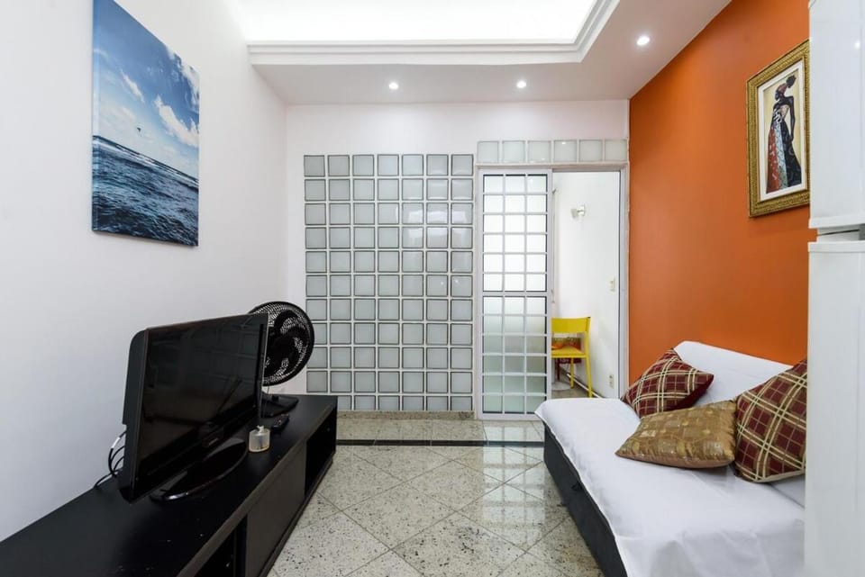 Apartamento em Copacabana perto da praia e metro! Apartment in Rio de Janeiro