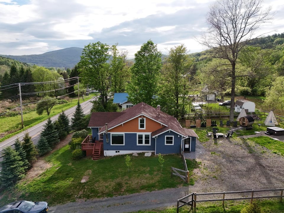 Day, Bird's eye view, Mountain view, Parking
