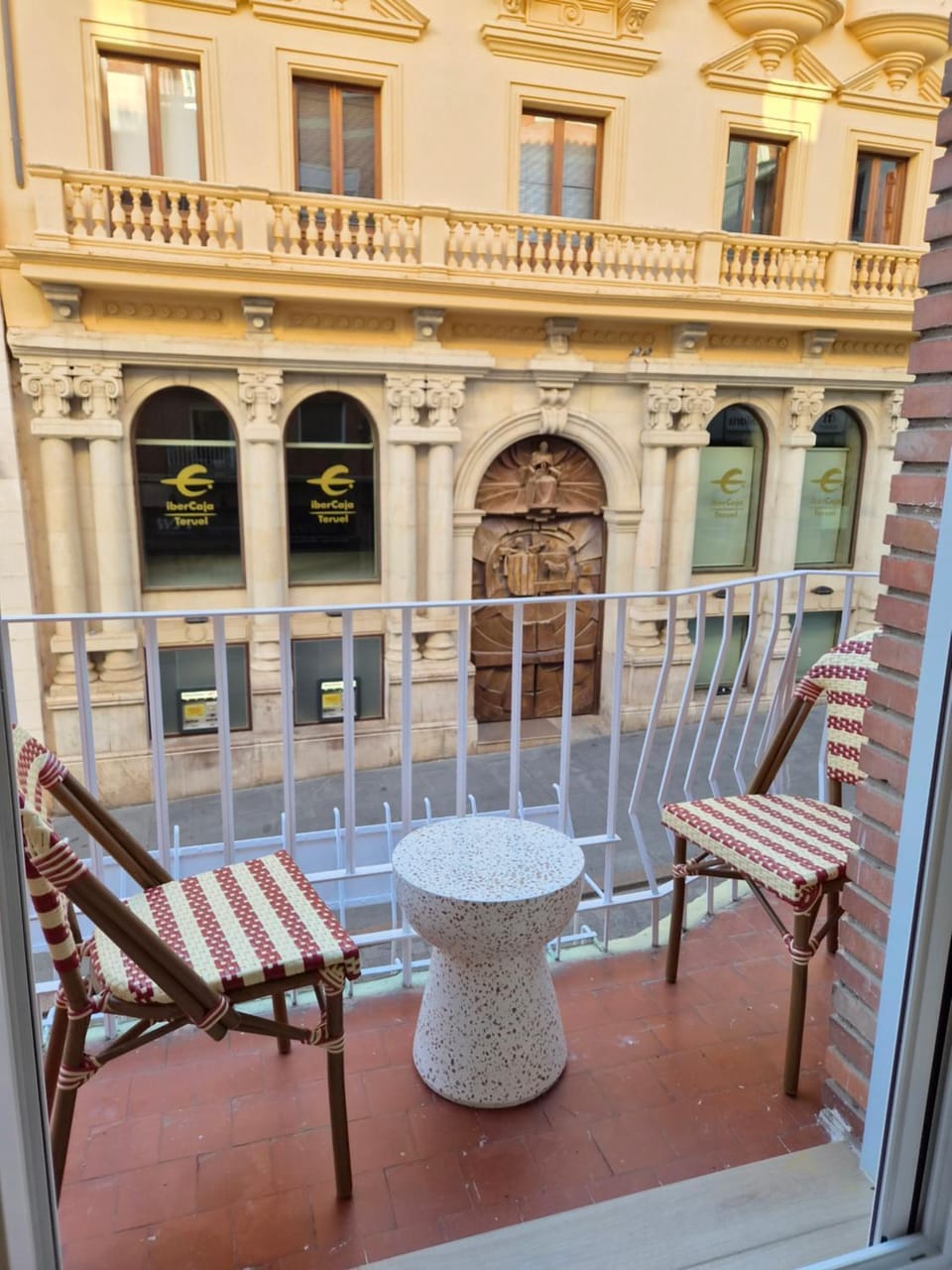 Mirador San Juan con balcón y garaje privado GRATIS Apartment in Teruel