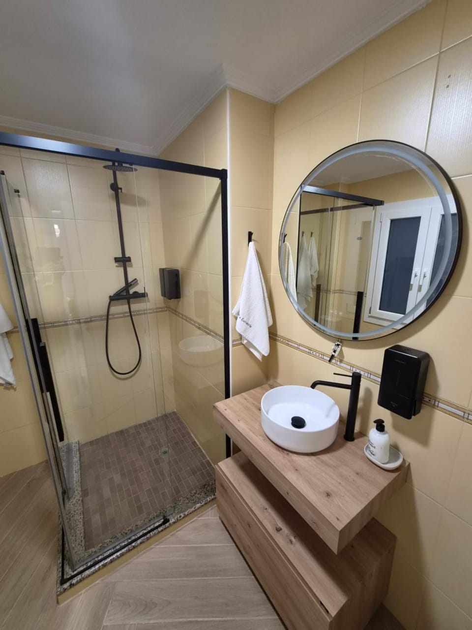 Mirador San Juan con balcón y garaje privado GRATIS Apartment in Teruel