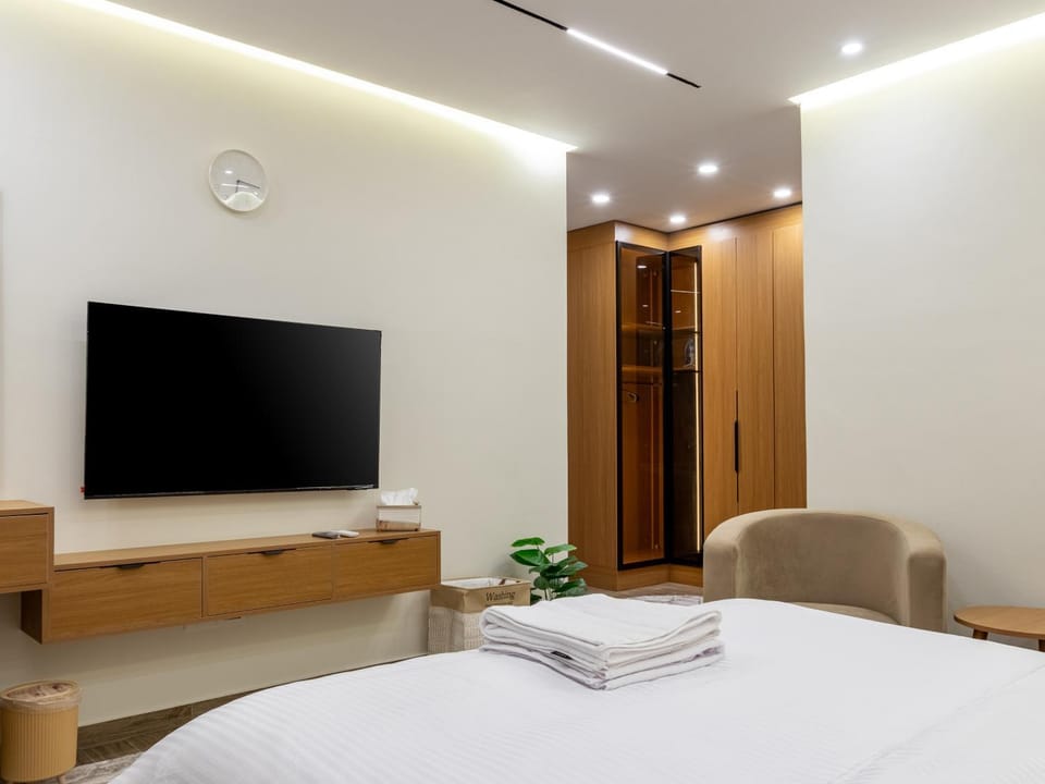 Luxurious 3Bd Hotel APT in compoud Sheikh Zayed with Panoramic Green Views Apartment in Egypt