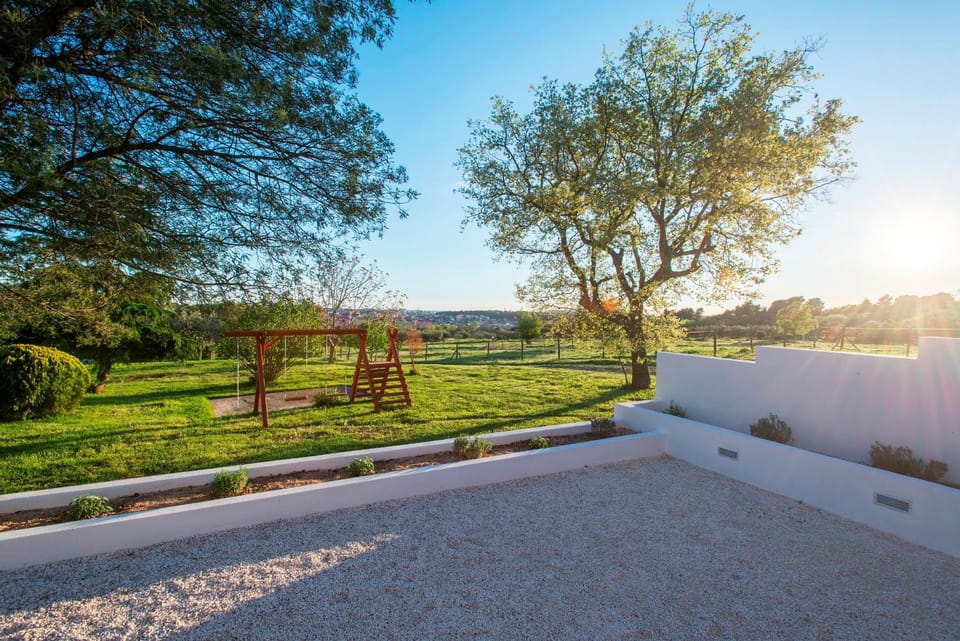 Garden, City view, Garden view