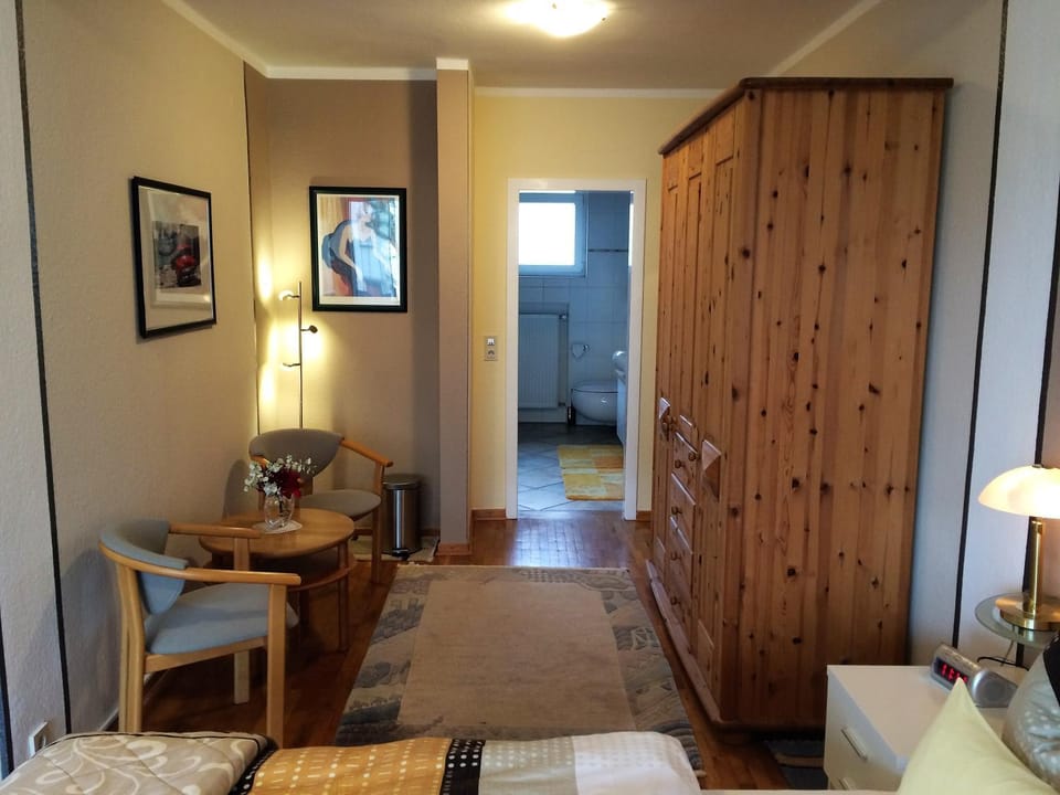 Seating area, Bedroom