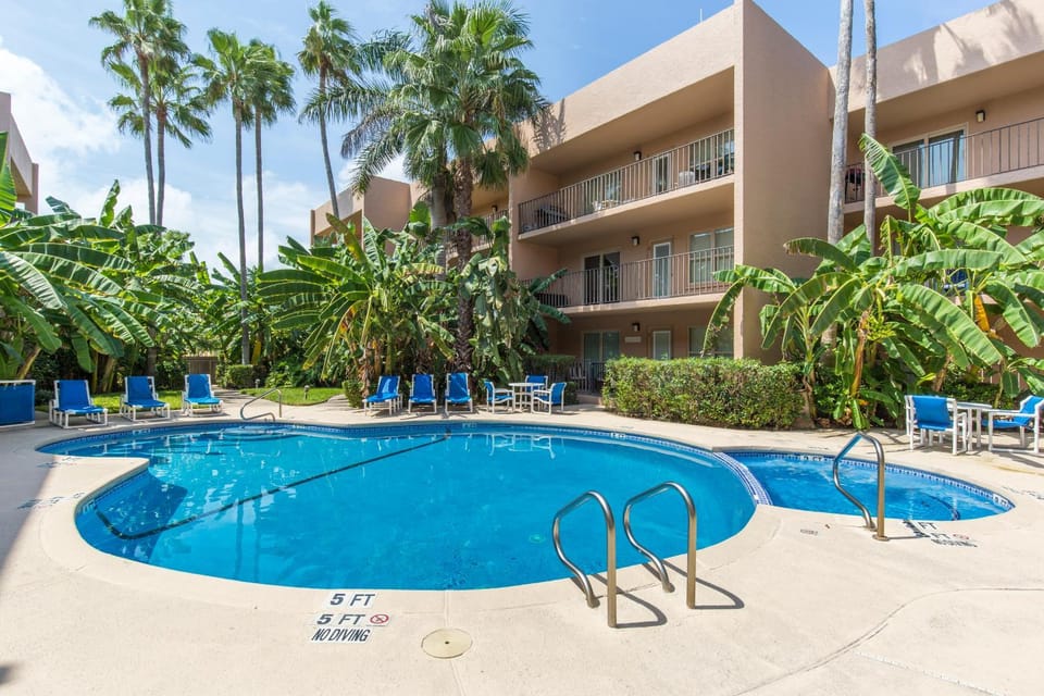 Beachview Apartment hotel in South Padre Island