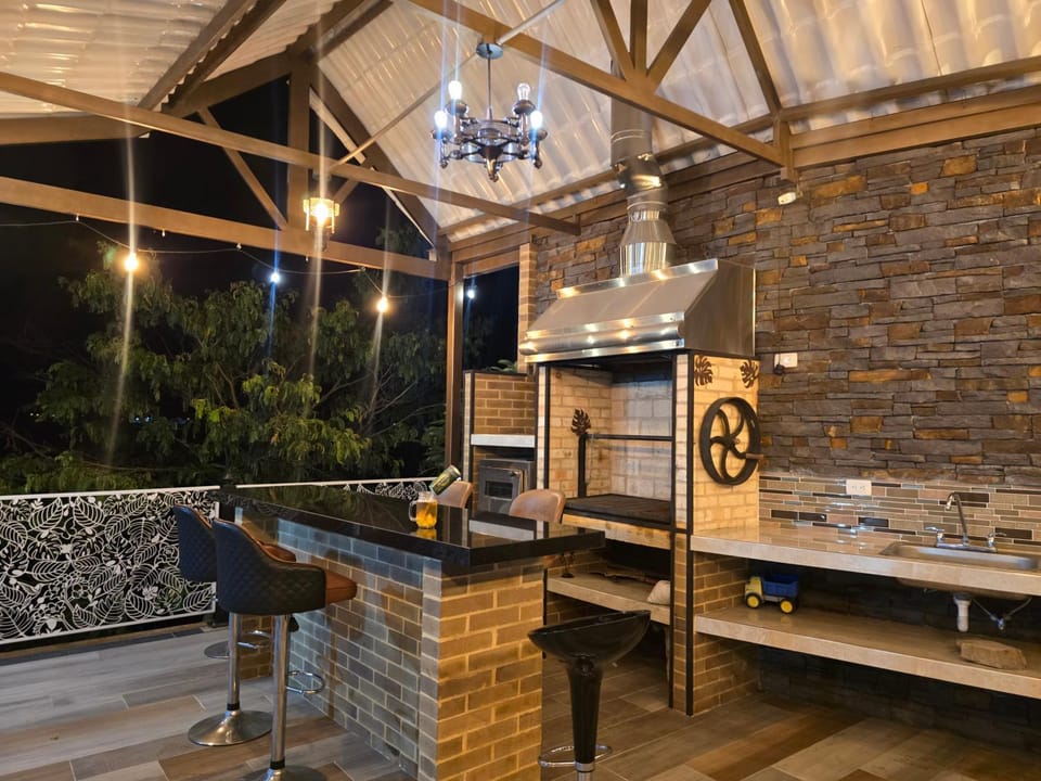 Game Room, Seating area