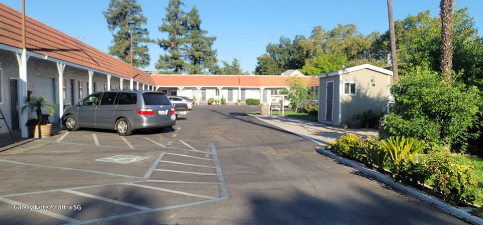 Wine Country Inn Motel in Lodi