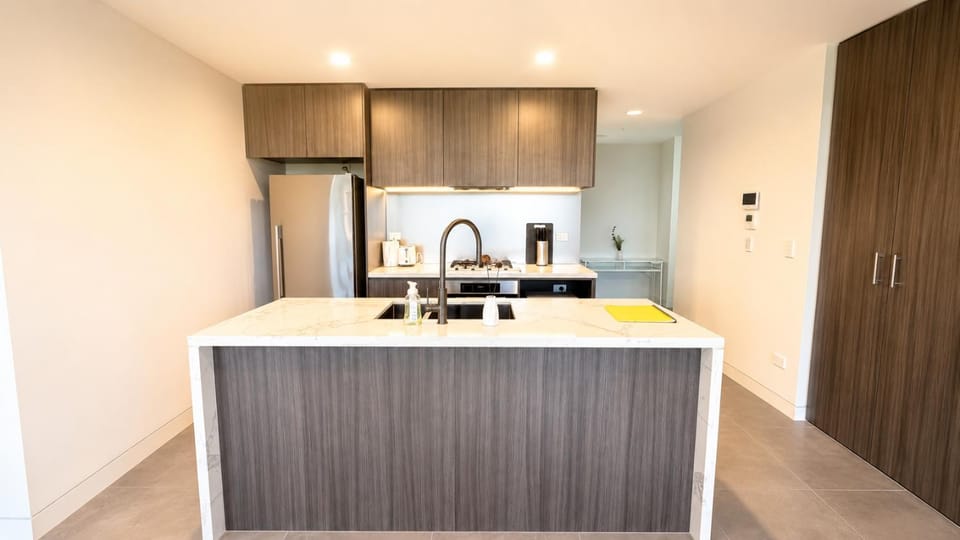 Spacious 2BR 2BA Apartment Sydney Olympic Park Apartment in Lidcombe
