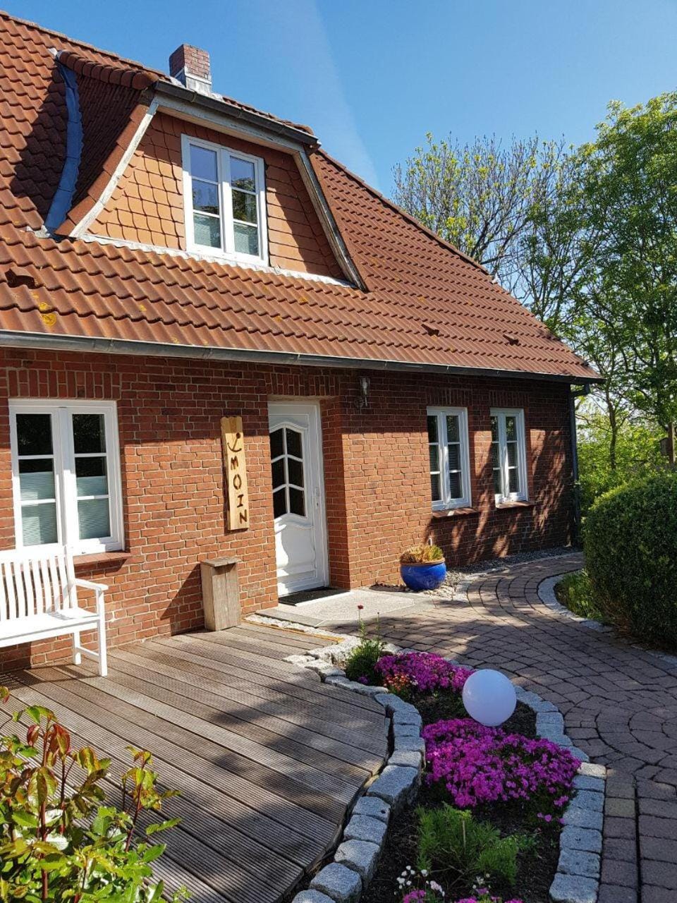 Property building, Spring