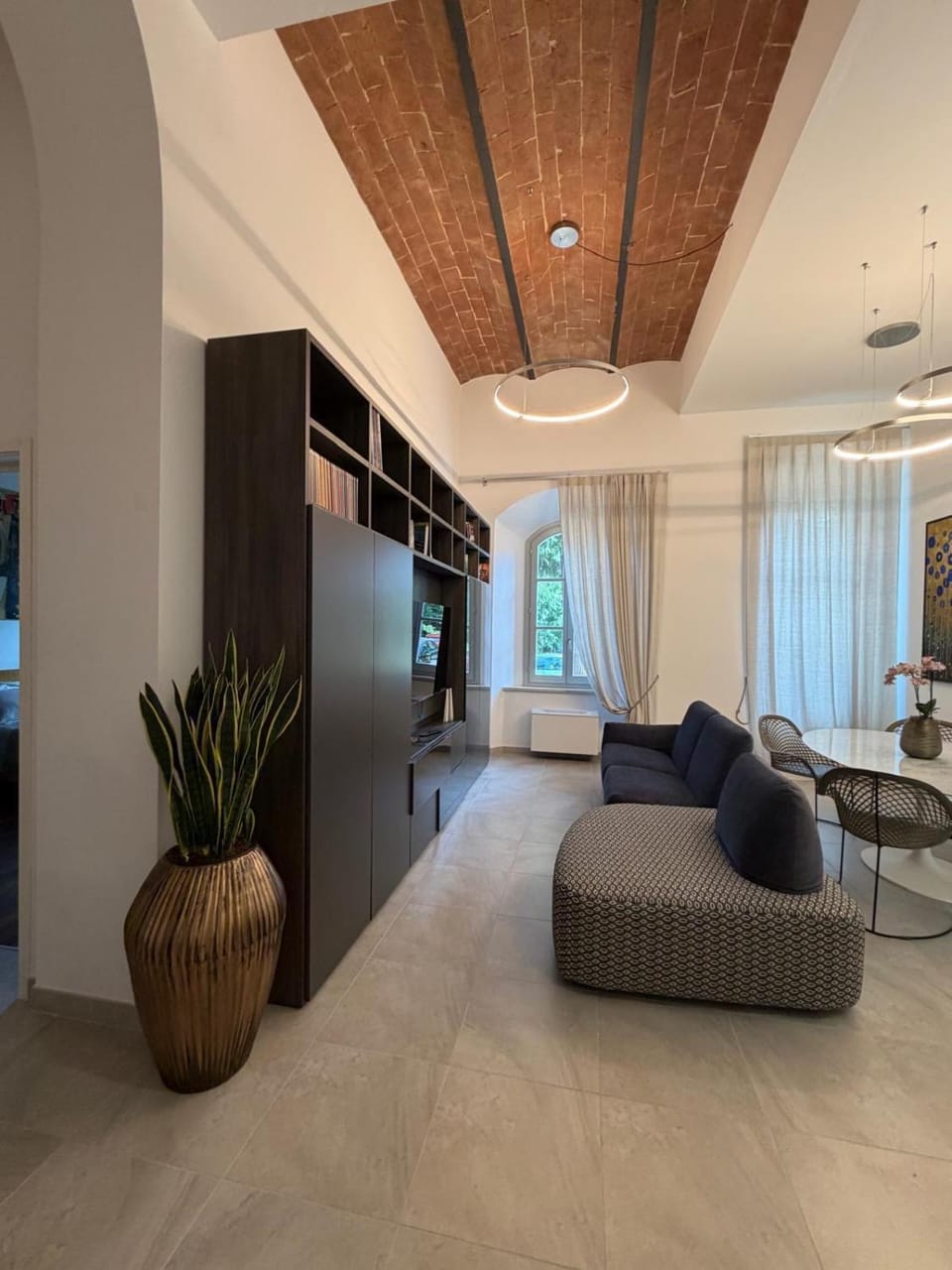 TV and multimedia, Living room, Seating area