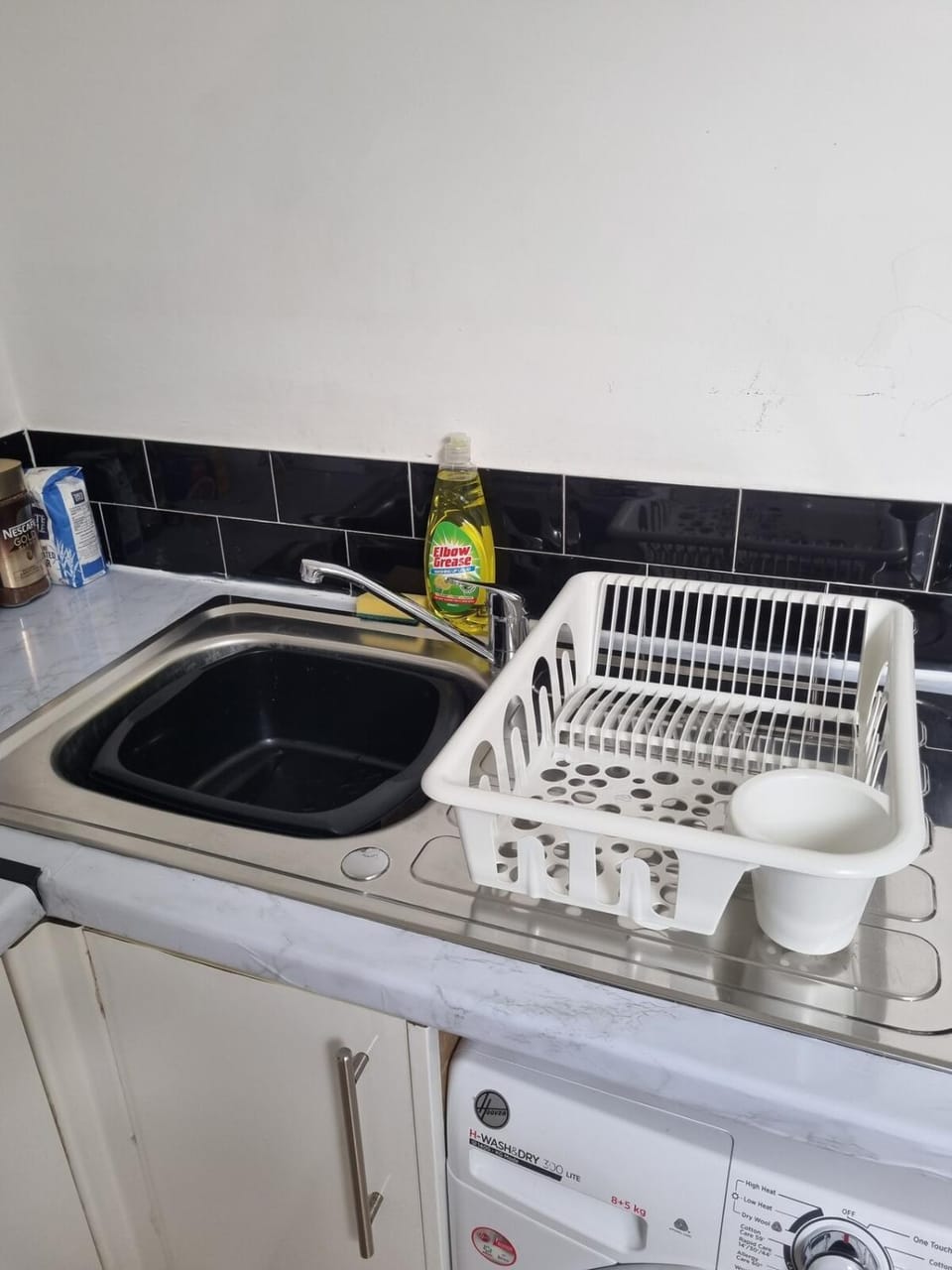 3 Min to Stadium, SuperFast Wi-Fi Experienced Host Apartment in Cardiff