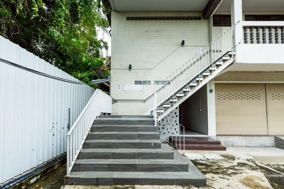 Property building, Day