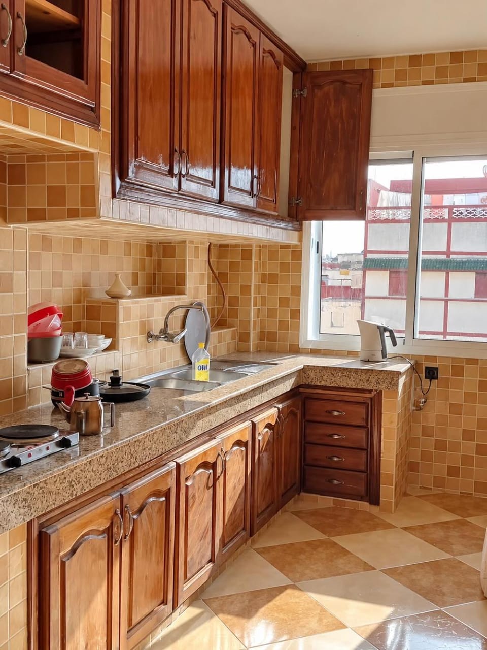 Spacious 86 m2 FAST Wi-Fi 10-min Walk to Ocean Apartment in Rabat