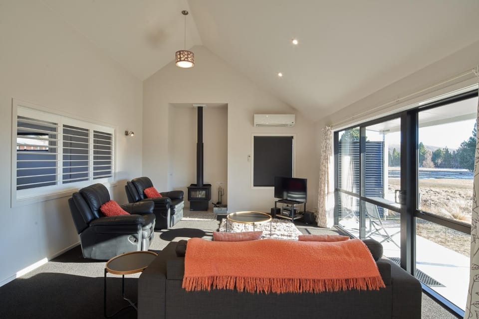 Living room, flat iron