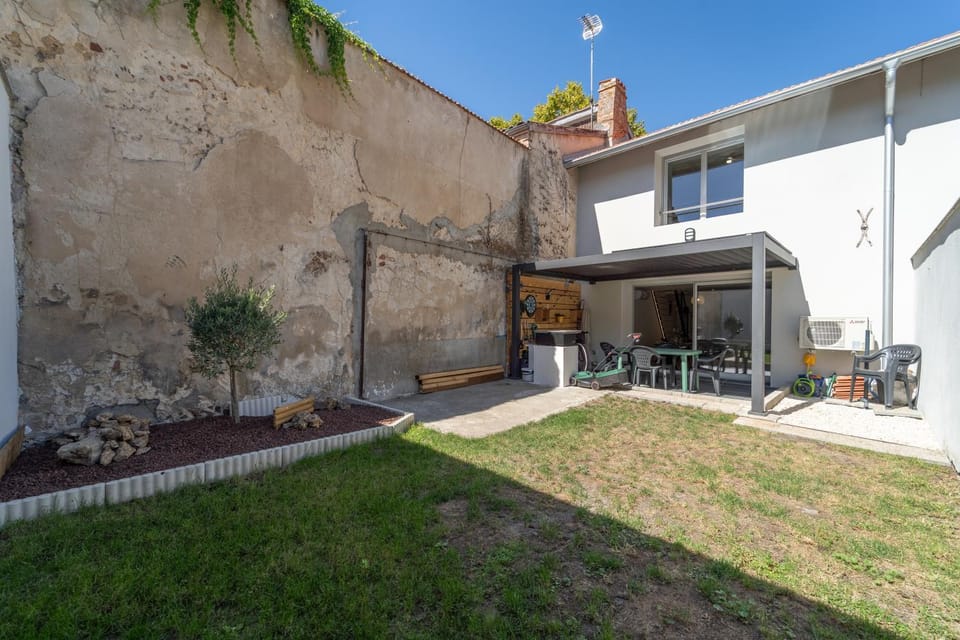 Garden, Garden view