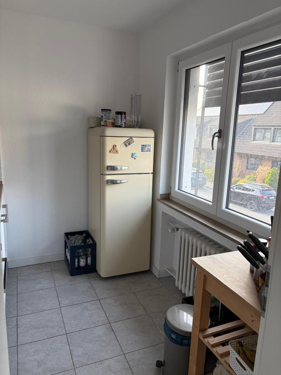 Kitchen or kitchenette, Dining area, oven