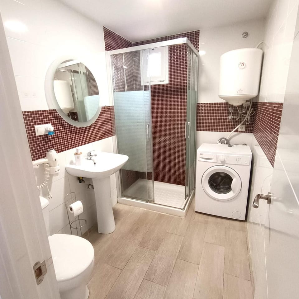 Shower, Bathroom
