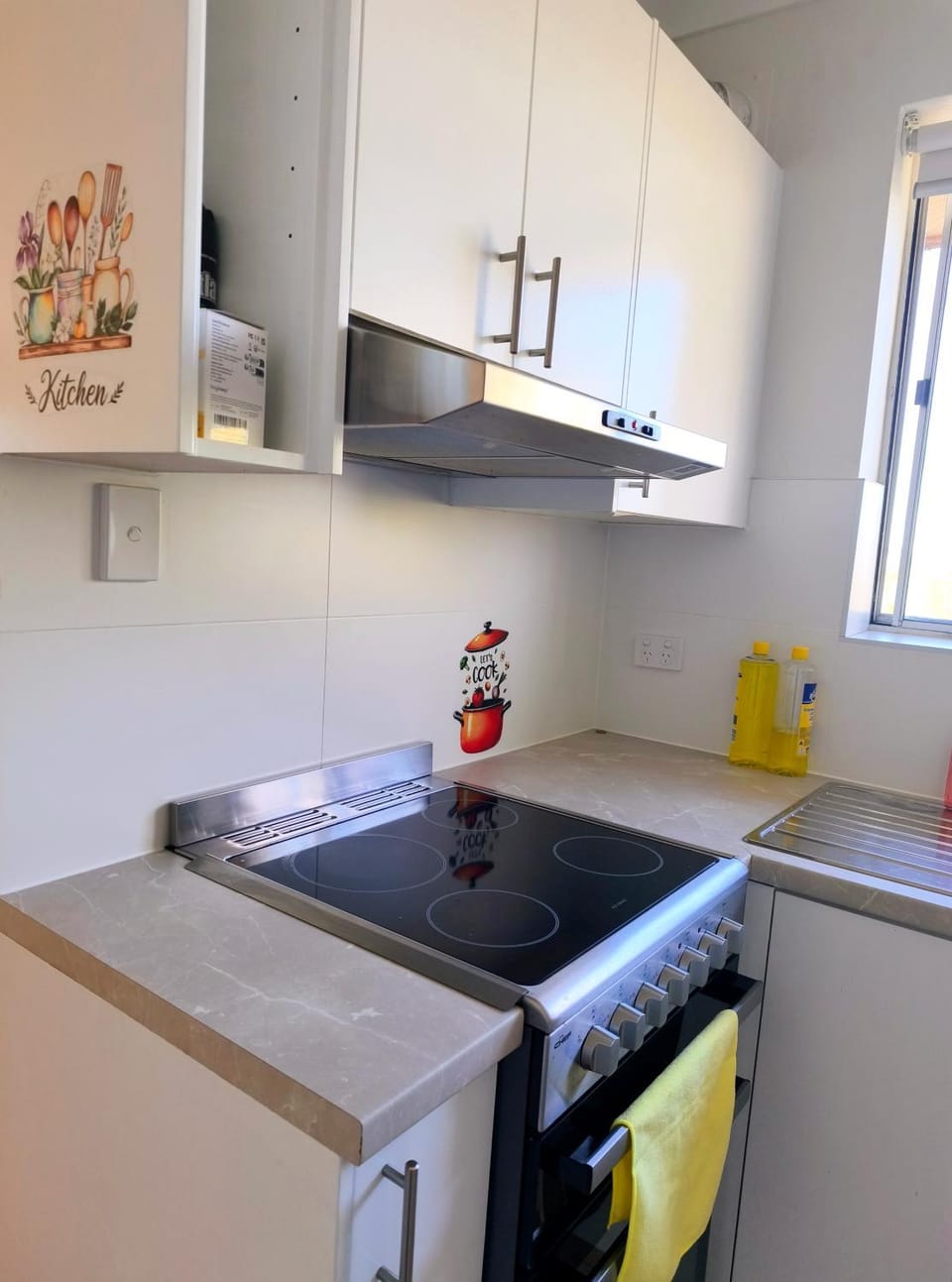 Stylish Stay in Sydney Metro - Foods Shops Park Vacation rental in Sydney