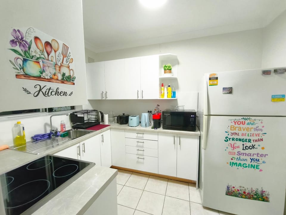 Stylish Stay in Sydney Metro - Foods Shops Park Vacation rental in Sydney