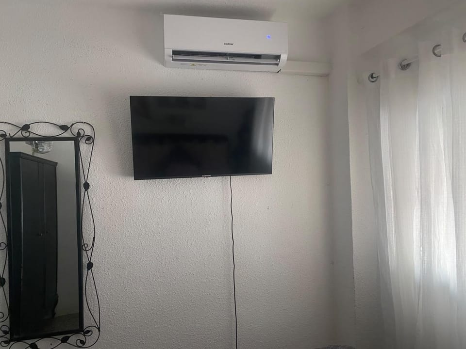 Pink Room Hostel in Alicante