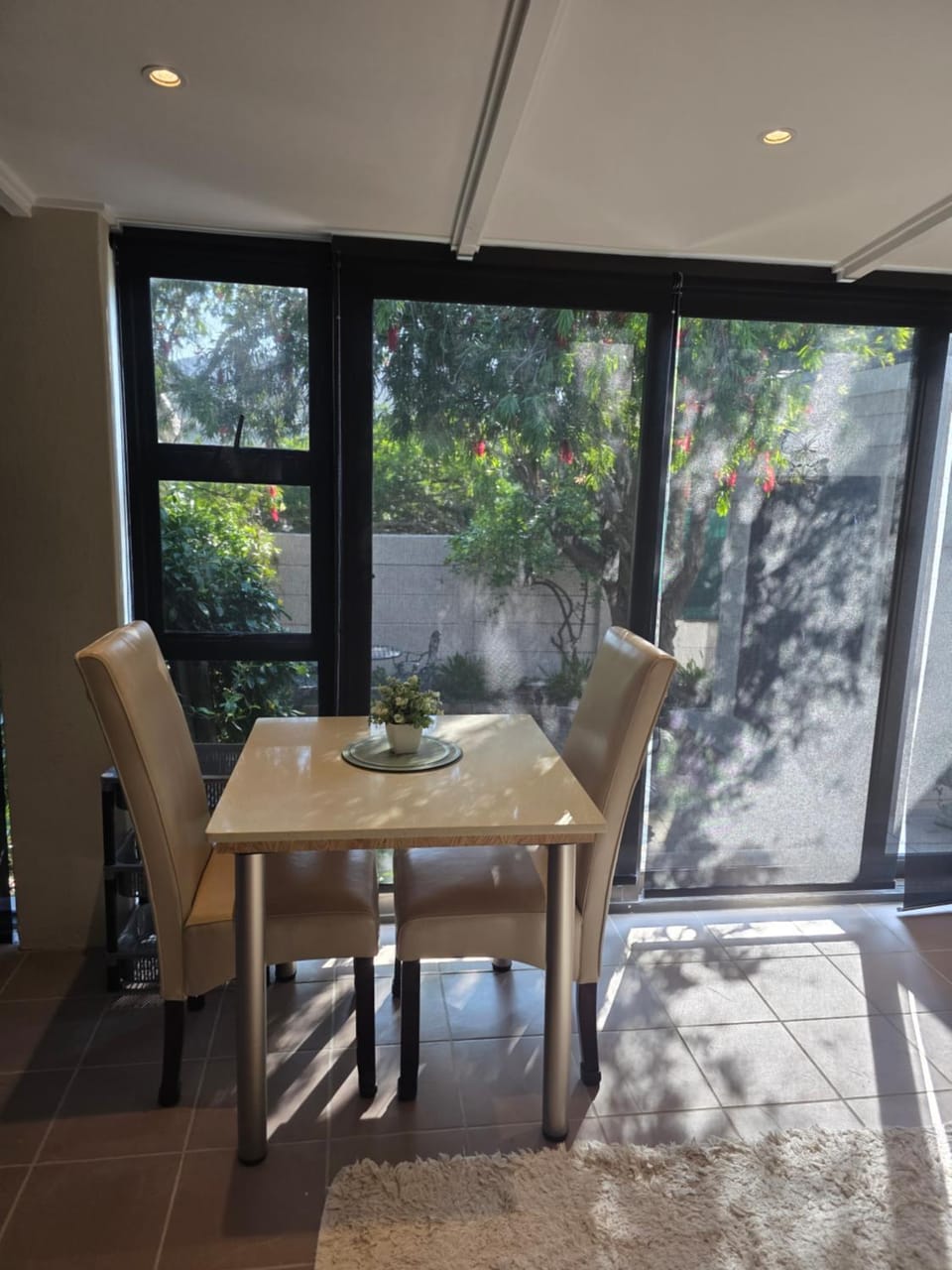 Peony Place P2 Bed and Breakfast in Cape Town