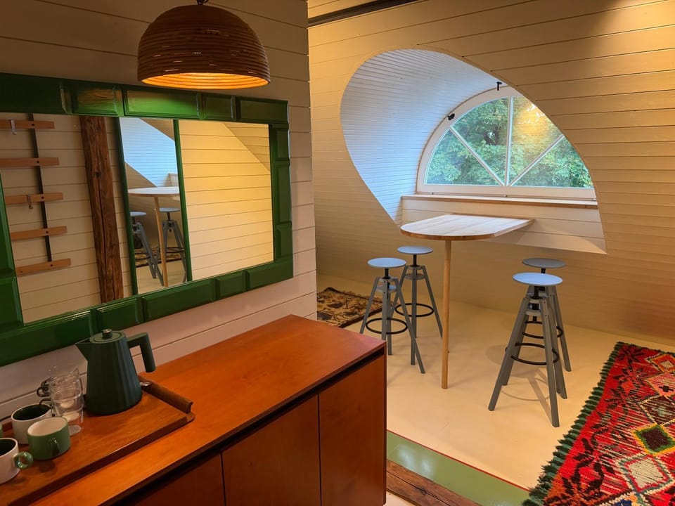 Kitchen or kitchenette, Living room, Dining area