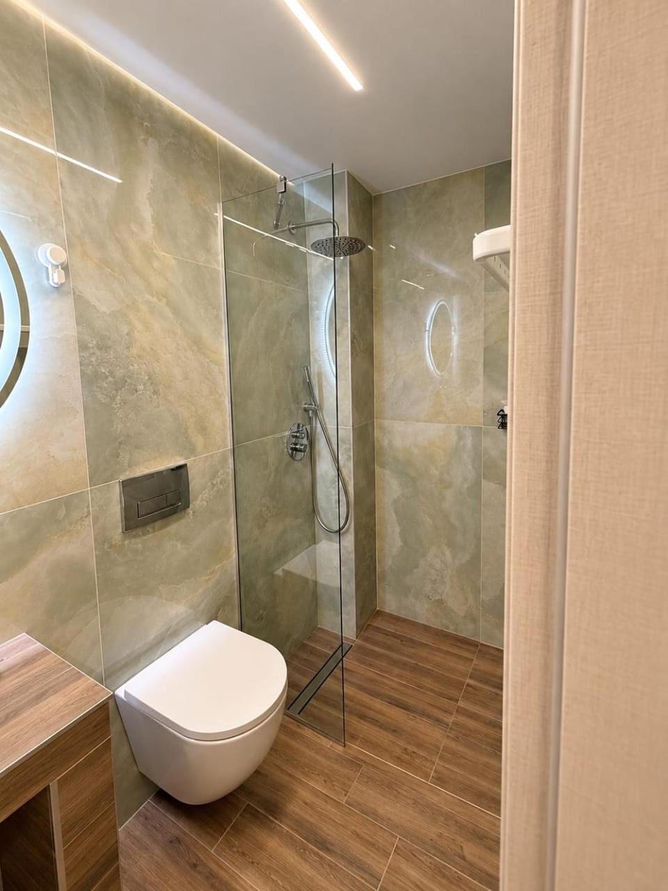 Shower, Bathroom