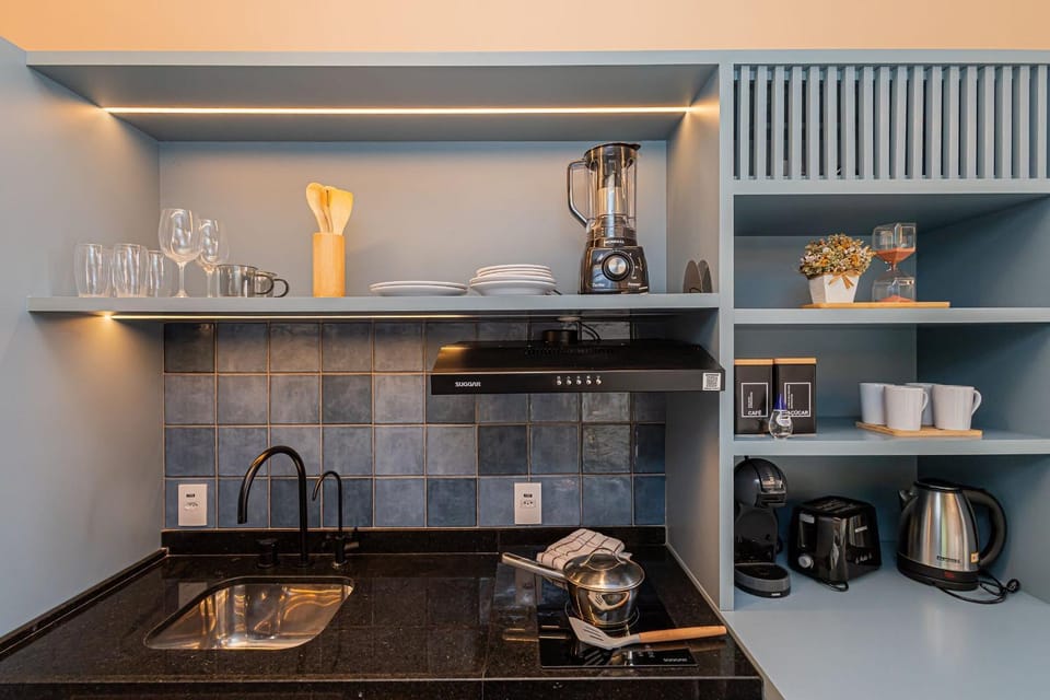 Kitchen or kitchenette